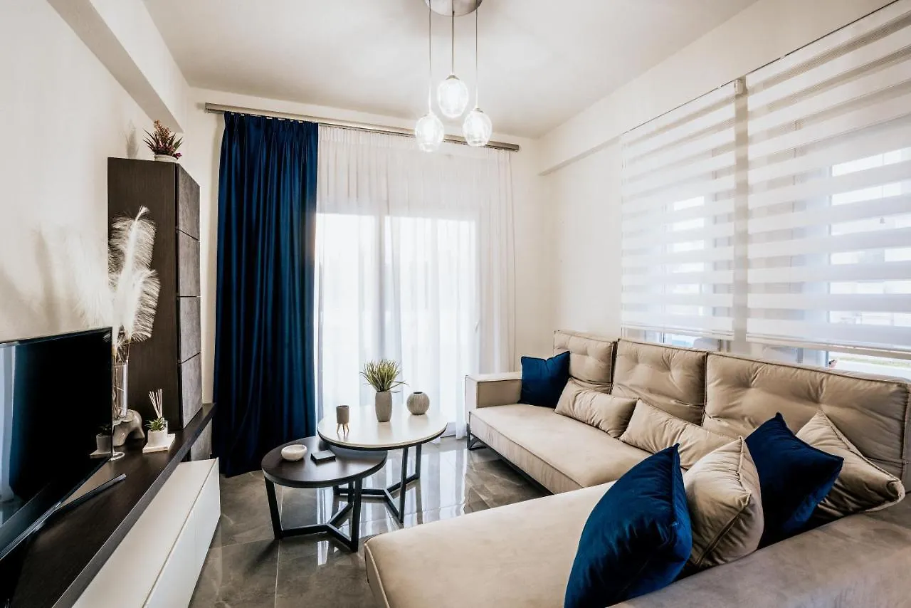 Emerald Luxury Apartments نيكيتي
