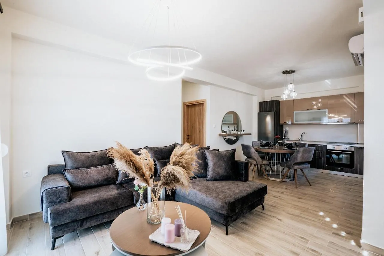 Emerald Luxury Apartments نيكيتي 0*,  اليونان