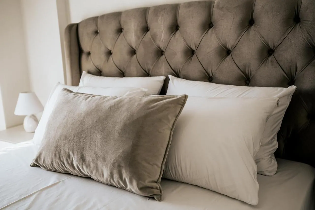 Emerald Luxury Apartments Nikiti