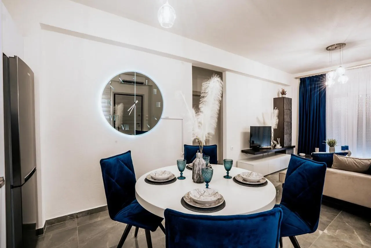 Emerald Luxury Apartments Nikiti
