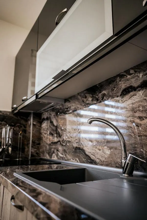 Emerald Luxury Apartments Nikiti  Grecia