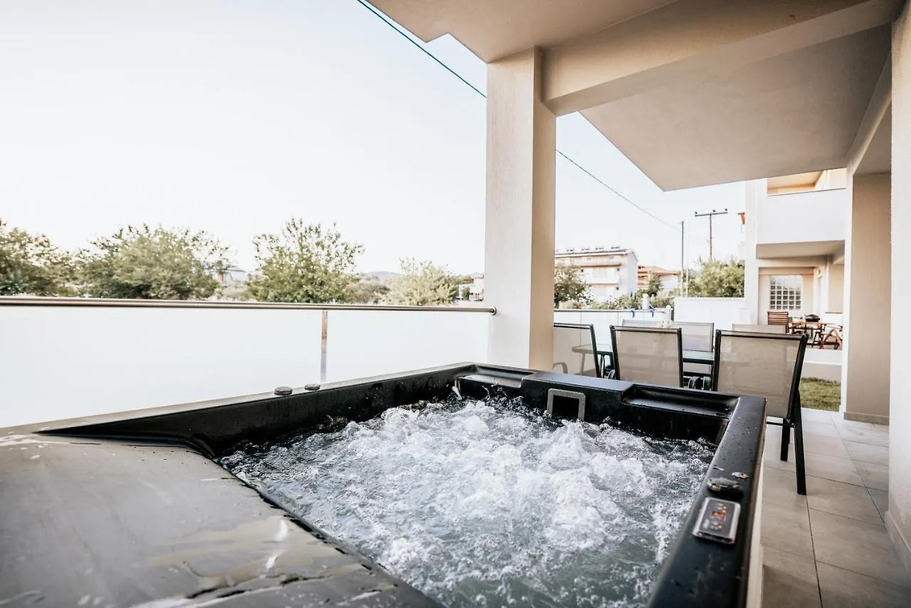 Emerald Luxury Apartments Nikiti