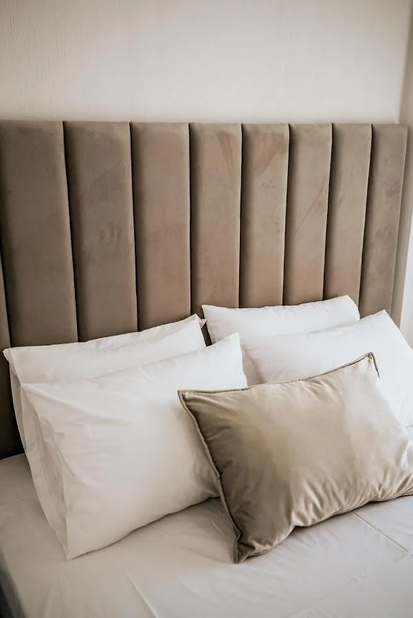 Emerald Luxury Apartments Nikiti  Grecia